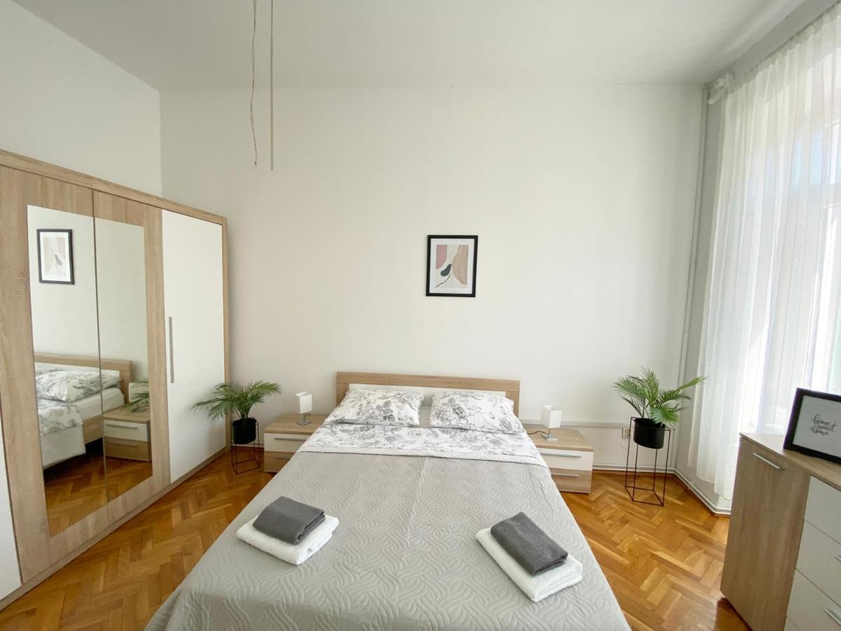 Apartments Centurio Pula Extérieur photo