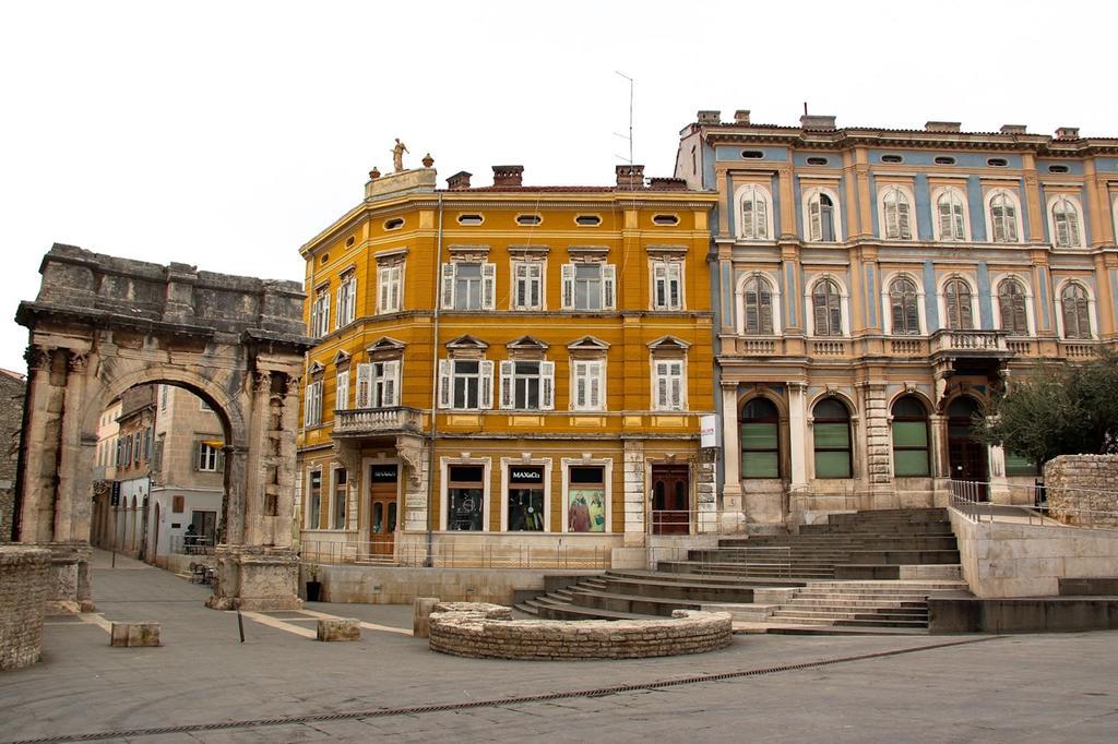 Apartments Centurio Pula Extérieur photo